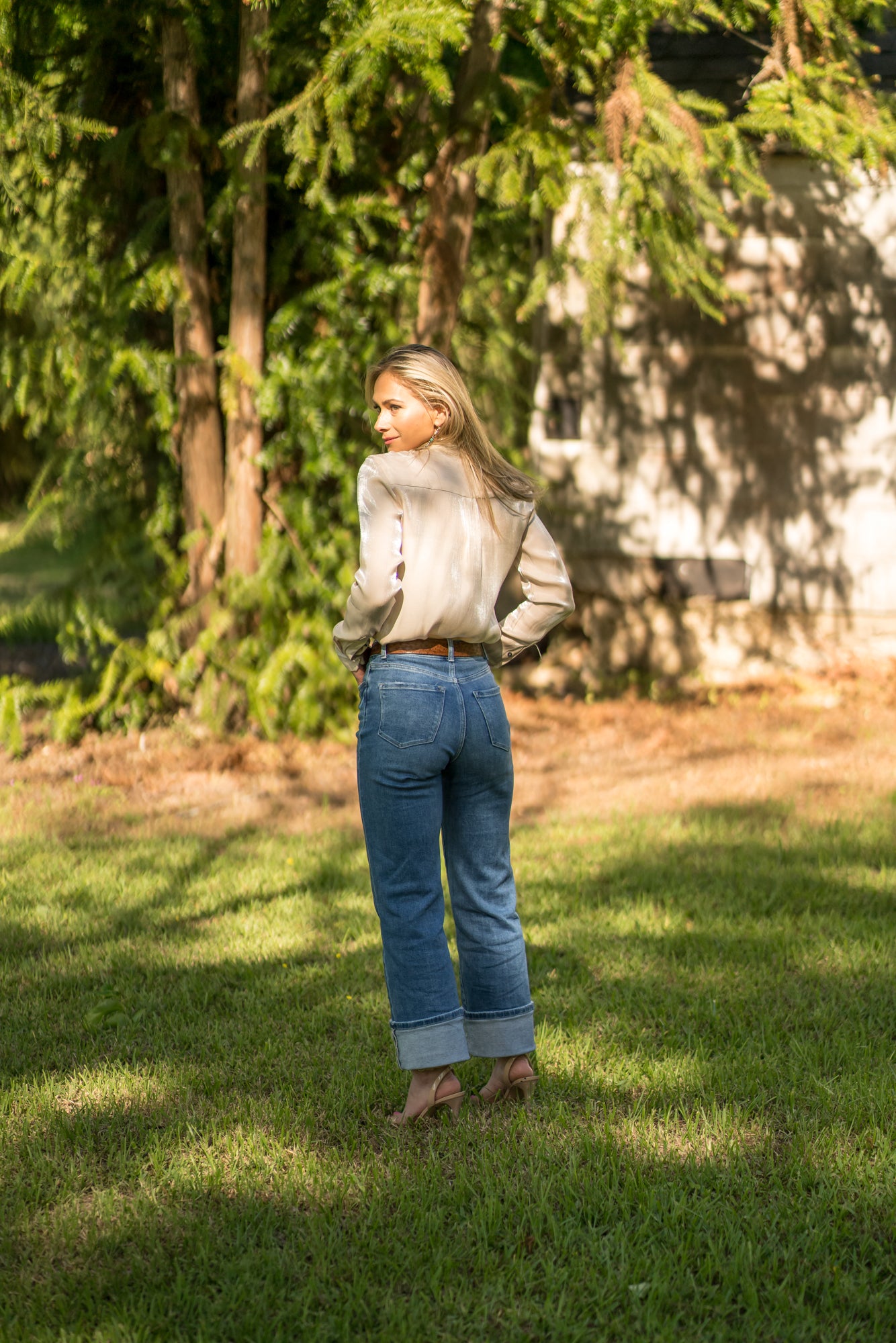 Belle Button Down