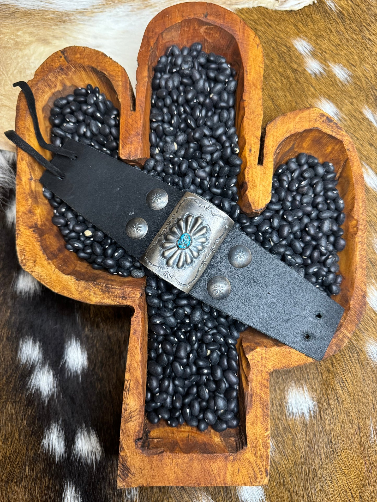 Rocky Little Navajo Handmade SS Kingman Turquoise Leather Bracelet
